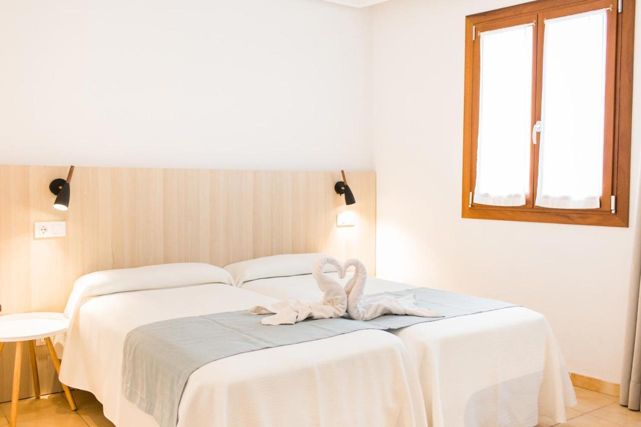 Sagitario Petit Ciutadella Hotel Ciutadella  Bagian luar foto